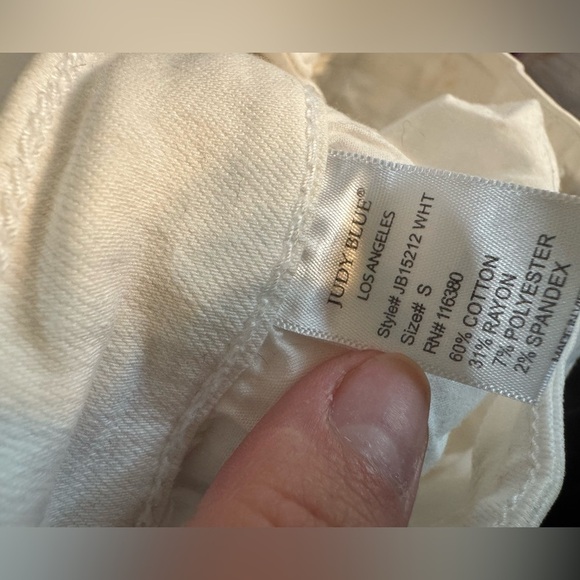 2/$15 Judy Blue Distressed Cream Shorts - Picture 4 of 4